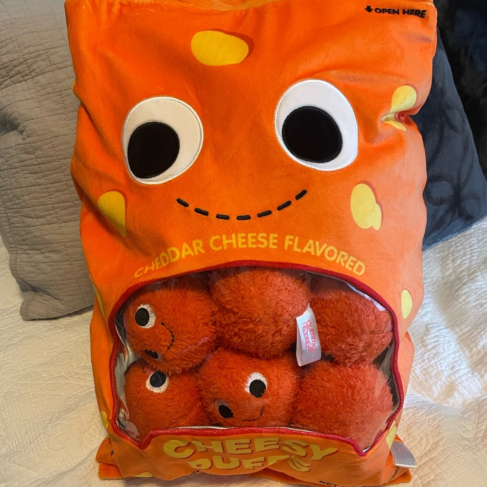 Chesse puffs plush